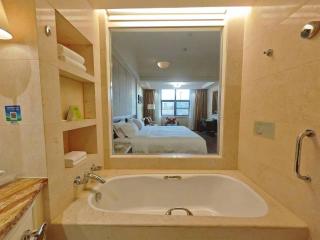 Holiday Inn Fuzhou New Port by IHG - Fuzhou - 9