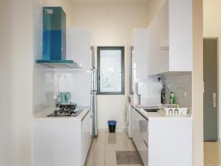 Beacon Executive Suite by Uptrend Home Management - George Town - 1