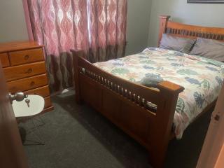 Entire Residential 3 bedroom and 2 bathrooms home and family home - Boulder - 7