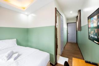 St. Marvin Studio Makati M405 - 5