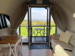 Warren Farm Retreat - Pod 1, Pod 2, and The Lodge by SSW - Cardiff - 3