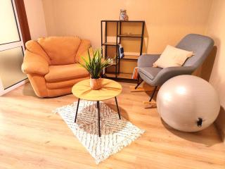 Orange Couch Apartment - Veliko Tarnovo - 0