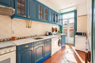 JOIVY Vibrant 3-bed apt with balcony - Lissabon - 5