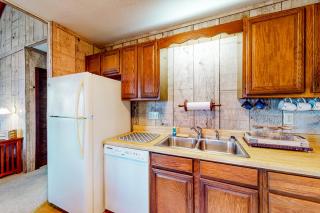 The Treasure of Beech Mountain - Beech Mountain - 1