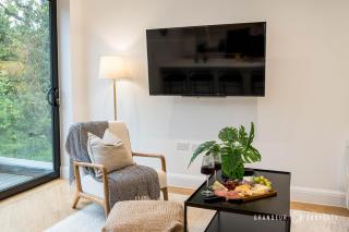 Aurora's Abode by Grandeur Property - Parkstone - 3