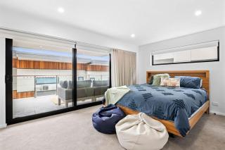 Oceania 8 - Lorne - 5