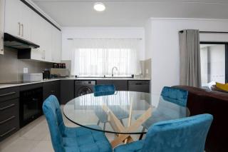Ballito Village Stay - 8