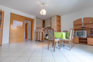 Apartments Antica with a balcony - 4