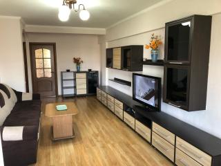 Elegant 3-room apartment near iMall: Kievskaja Street - Bishkek - 0