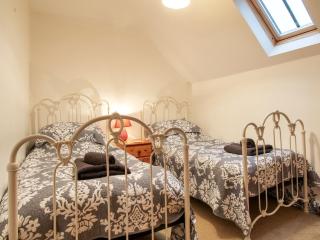 3 Bed in Sherborne FOLWR - Long Burton - 1