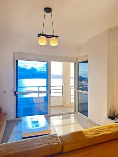 Deep Blue Sea View Apartments - Sarandë - 7