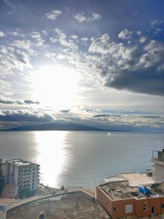 Deep Blue Sea View Apartments - Sarandë - 5