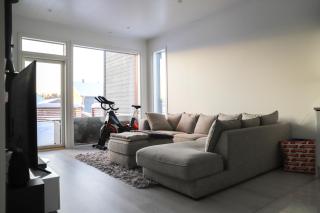 Modern semi-detached house with wonderful location! - 8