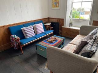 Turner Cottage - 3 bed with a View of the Harbour - Margate - 2