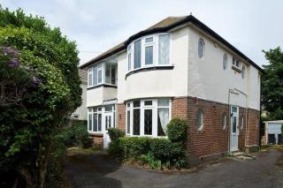 BOURNECOAST: GROUND FLOOR - GARDEN - WIFI - FM6096 - 0