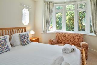 BOURNECOAST: GROUND FLOOR - GARDEN - WIFI - FM6096 - 2