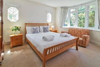 BOURNECOAST: GROUND FLOOR - GARDEN - WIFI - FM6096 - 1