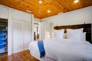 Fabulous Bungalow w/Outdoor Eden mins from Beach - Fort Lauderdale - 7