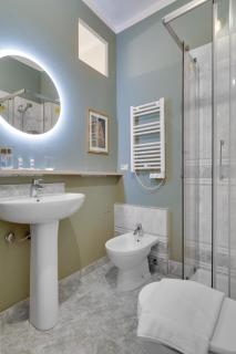 Navigli Top Floor Apartment 15 Mins from Duomo - 3