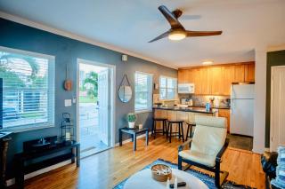 Vistamar Waterfront Beach Abode -Walk to the Beach - Fort Lauderdale - 0