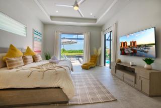 VILLA FOURTASTIC VIEW - 4 BEDS - 4,5 BATHS - 8 GUESTS - GULF ACCESS & POOL/SPA - BOAT - 6