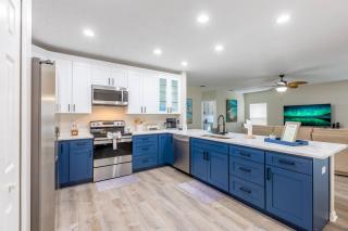 Getaway Comfy House w Pool - Kissimmee - 1
