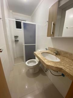 Apartamento NOVO completo com garagem e suíte no centro NÃO ACEITAMOS ANIMAIS - Capão da Canoa - 2