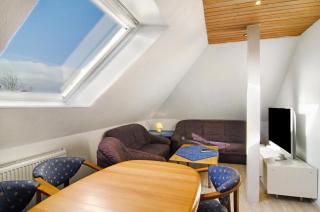 Ferienwohnung Rocker - Halbemond - 9