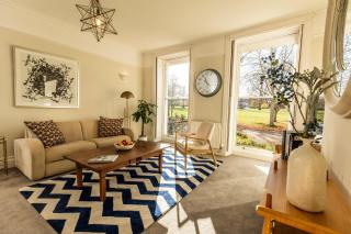 24 Montpellier Spa Road - 8