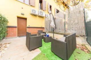 Appartamento Unico a Bologna con 3 Camere e Parcheggio Gratuito - Bologna - 2