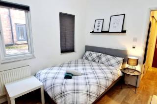 Lovely Studio- Aldgate East Stn - Londra - 6