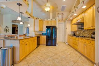 VILLA MIRACLE - 4 BEDS - 2 BATHS - 8 GUESTS - POOL/SPA - INCL. 10% OFF BOAT RENTAL - Cape Coral - 2