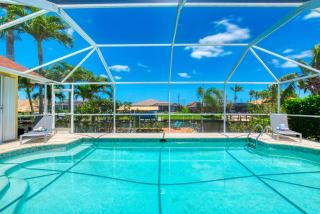 VILLA OLINDA - 3 BEDS - 2 BATHS - 6 GUESTS - GULF ACCESS & POOL - INCL. 10% OFF BOAT RENTAL - Cape Coral - 0