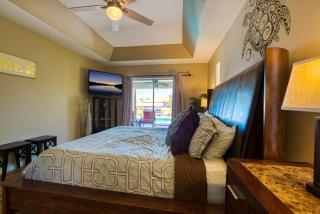 VILLA OLINDA - 3 BEDS - 2 BATHS - 6 GUESTS - GULF ACCESS & POOL - INCL. 10% OFF BOAT RENTAL - 3