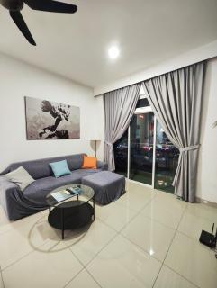 Twin Galaxy Newly Renovated and Cozy 2Bedroom Free CarPark WiFi Netflix - 1