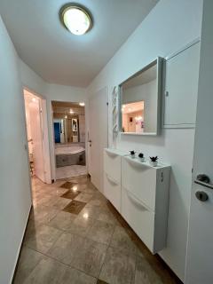 Traum Apartment mit Pool+Balkon - Wenen - 3