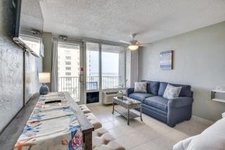 Breezy Daytona Beach Studio with Balcony and Views! - Daytona Beach - 7