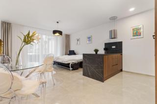 LAM Jegeho Alej - JACUZZI - FREE PARKING - Bratislava - 4