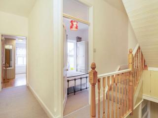 4 Bed in Holt 87148 - Holt - 3