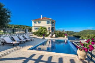 Private Villa Gelia, with panoramic 180 degrees sea view! - Fiskardho - 0