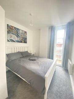 City Center 2 Bed Apartment - 7