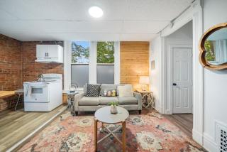 Cozy Studio with Parking - Near UC, Zoo, Downtown - Cincinnati - 0