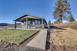 Peaceful Deary Vacation Rental with Deck and Views! - 8