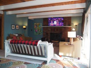 The Cub Hill Chalet - Private Lakefront With Spa! - Kalkaska - 7