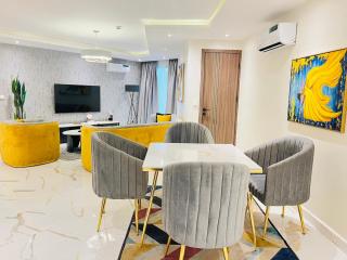 Luxury 2-Bed in Lekki Phase 1 - Pool, Gym & Stunning Views - Lekki - 5