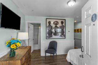 Loggerhead Inn and Suites - 6