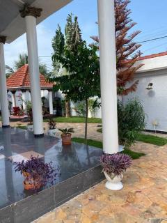 The Manor - Lomé - 0