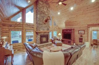Family-Friendly McCall Cabin with Private Hot Tub! - McCall - 8