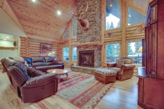 Family-Friendly McCall Cabin with Private Hot Tub! - McCall - 7
