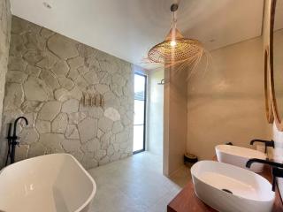 Villa Anwa Cove - Fantastic 6-BR & 2-Pool Villa in Umalas - 1